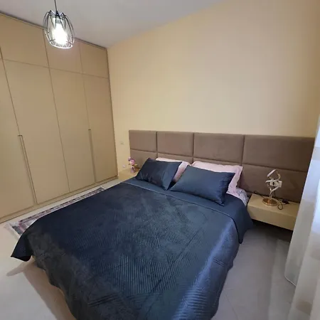 Apartment Adriatic Breeze Vlore